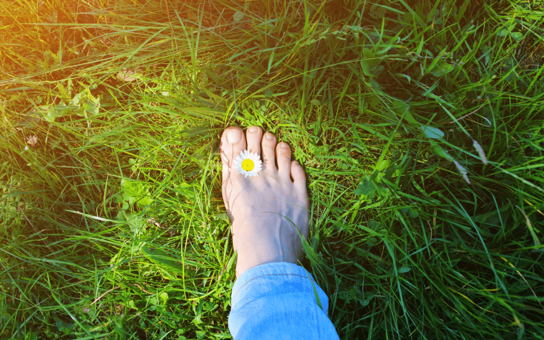 5 Health Benefits of Earthing